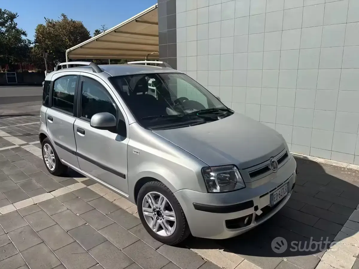 Usata Fiat Panda Dynamic 60 CV (44 kW) 2010 Bianco Utilitaria