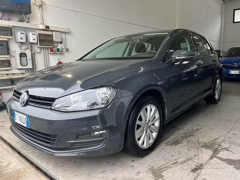 Usata VW Golf VII Sound 85 CV (62 kW) 2014 Grigio Berlina