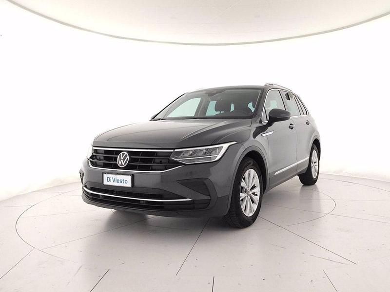 Grigio Usata 2022 VW Tiguan Life SUV | 22.700 € (Ottimo prezzo) - Immagine 1/4