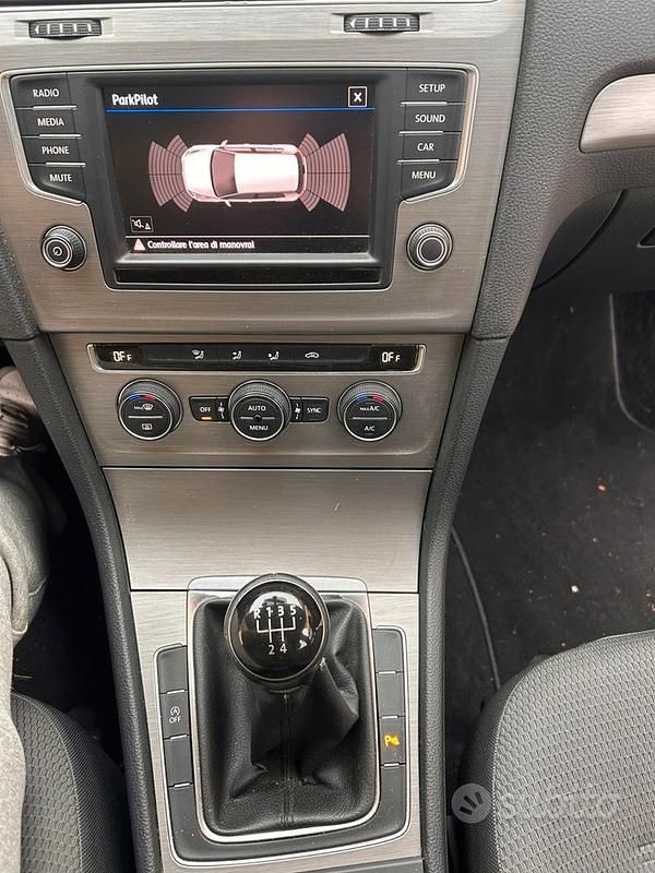 Usata VW Golf VII 110 CV (80 kW) 2017 Nero Berlina