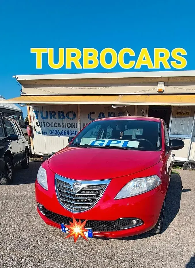 Usata Lancia Ypsilon Silver 69 CV (50 kW) 2012 Utilitaria