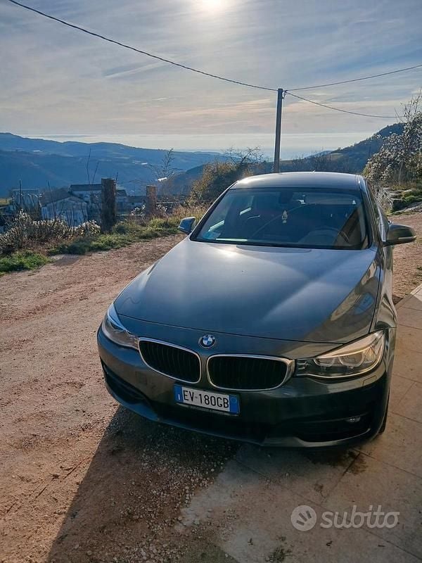 Usata 2014 BMW 318 Gran Turismo Tre volumi | 11.000 € (Buon prezzo) - Immagine 1/4
