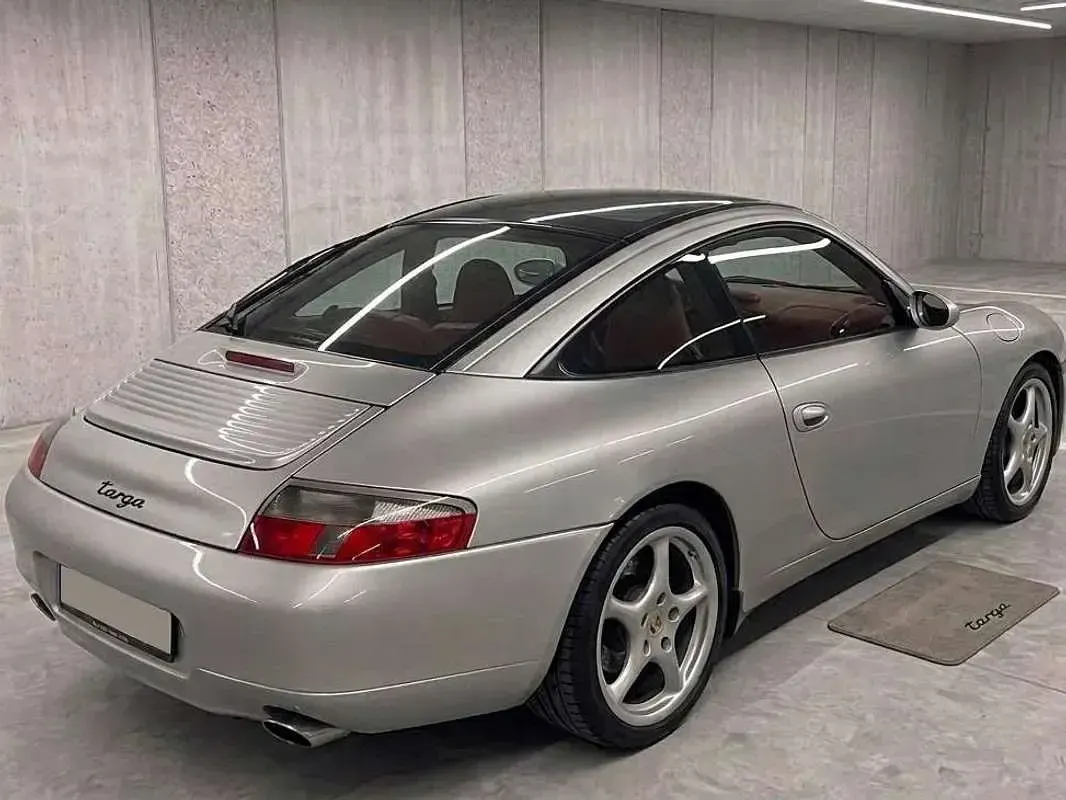 Usata Porsche 996 320 CV (235 kW) 2002 Argento Coupé