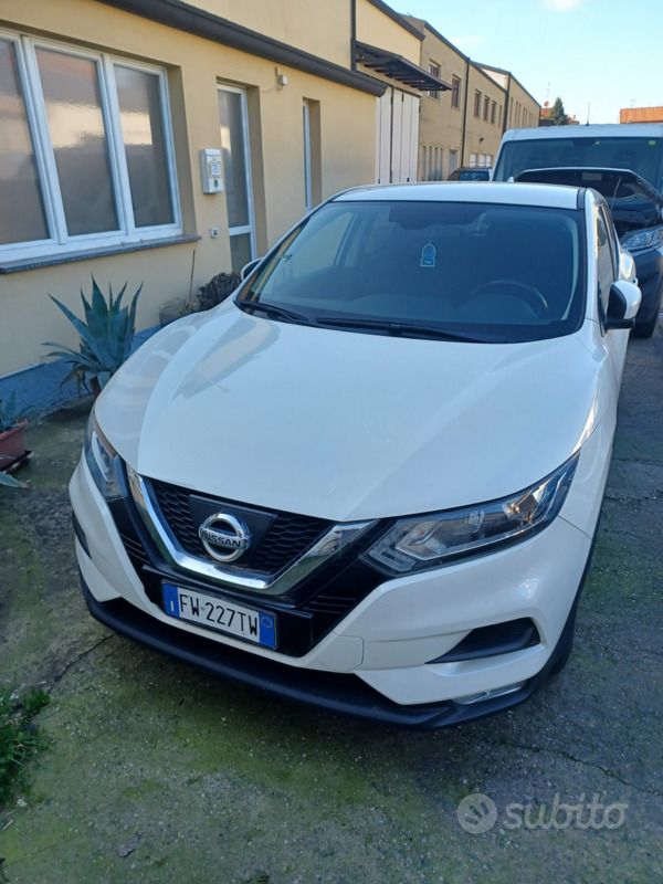 Bianco Usata 2019 Nissan Qashqai SUV | 12.000 € (Buon prezzo) - Immagine 1/4