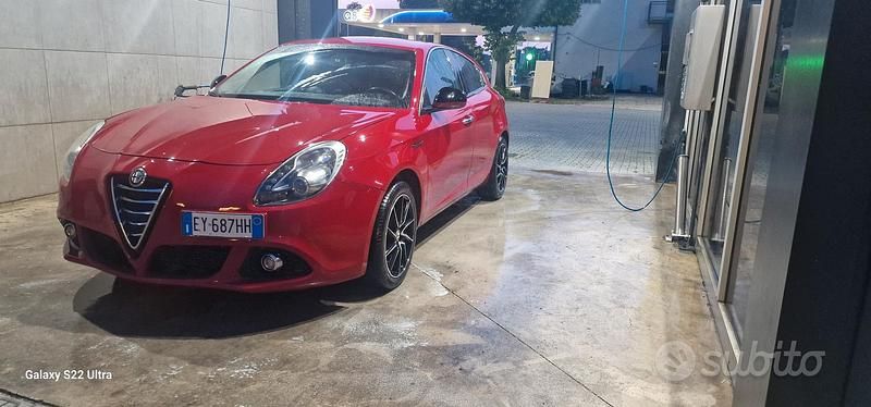 Usata Alfa Romeo Giulietta 120 CV (88 kW) 2015 Rosso Berlina