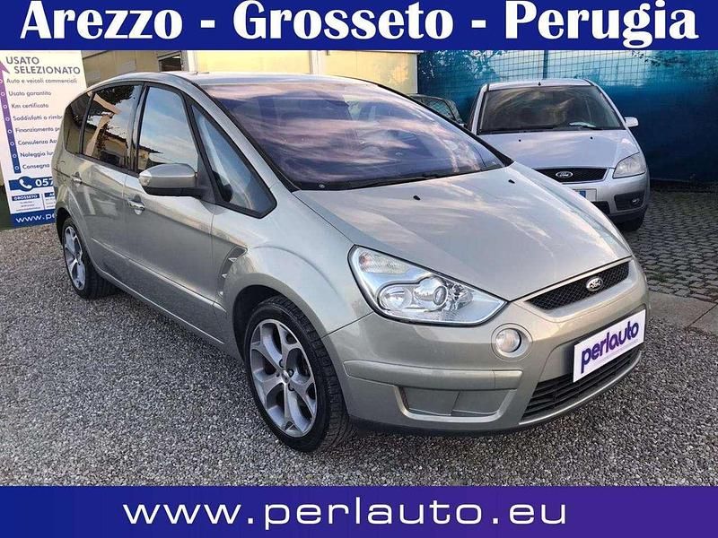Usata Ford S-MAX Titanium 140 CV (102 kW) 2009 Grigio Monovolume