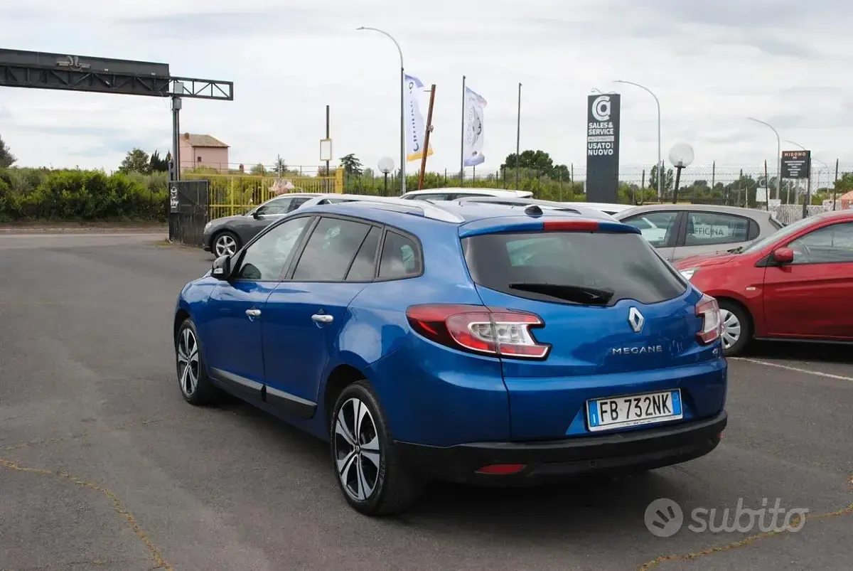 Usata Renault Mégane GrandTour 110 CV (80 kW) 2016 Blu Station wagon