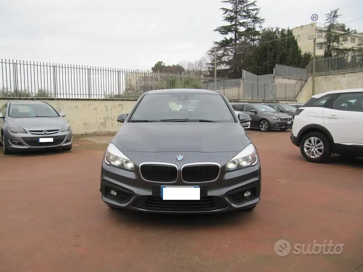 Usata BMW 216 Active Tourer 116 CV (85 kW) 2015 Grigio Monovolume