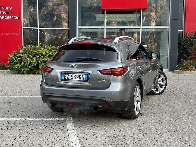 Usata Infiniti QX70 238 CV (175 kW) 2015 Grigio SUV