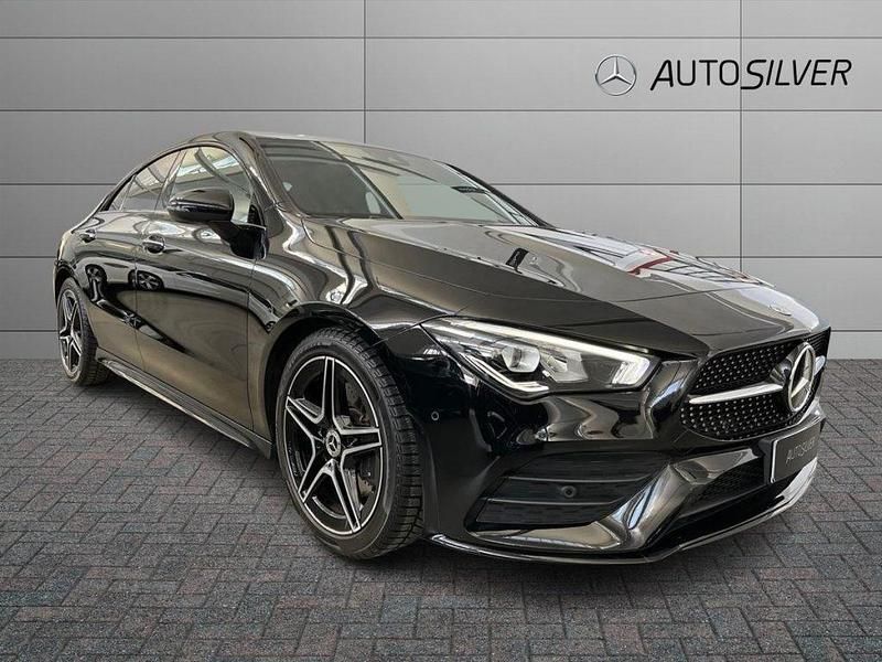 Usata Mercedes CLA200 Premium 150 CV (110 kW) 2022 Nero / metallizzato Coupé