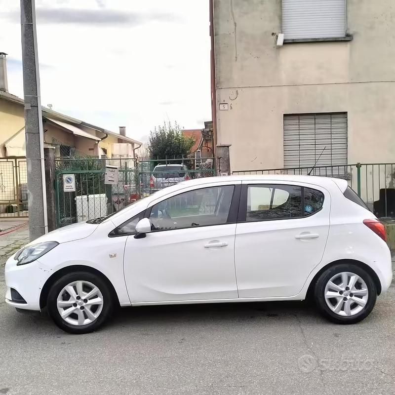 Usata Opel Corsa 2015 Bianco Utilitaria
