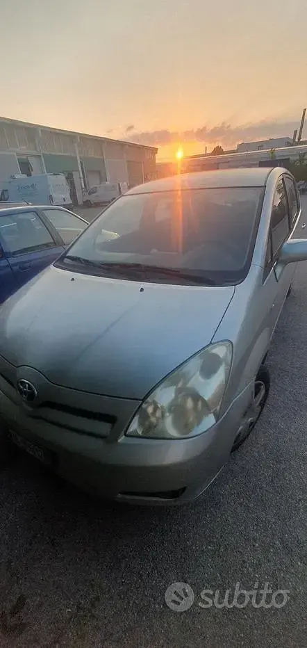 Usata Toyota Verso 2006