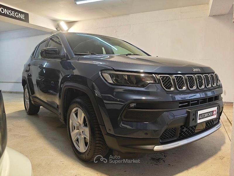 Usata Jeep Compass Altitude 131 CV (96 kW) 2024 Blu/azzurro SUV