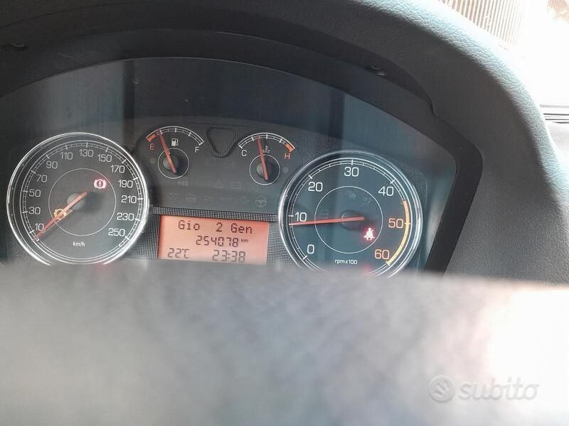 Usata Fiat Croma 150 CV (110 kW) 2010 Station wagon