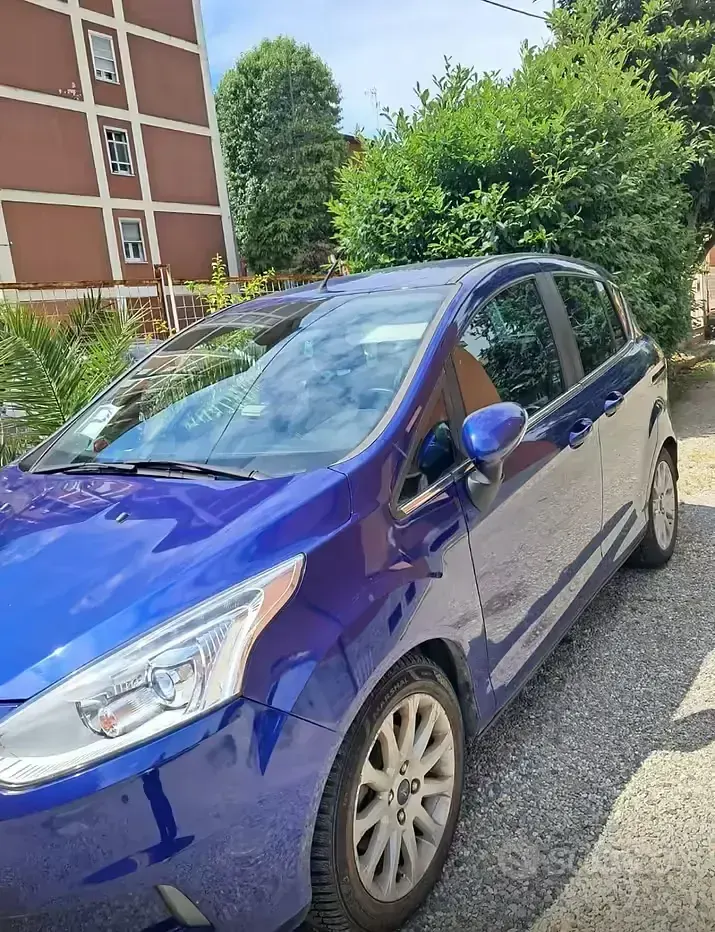 Usata Ford B-MAX 75 CV (55 kW) 2015 Blu Monovolume