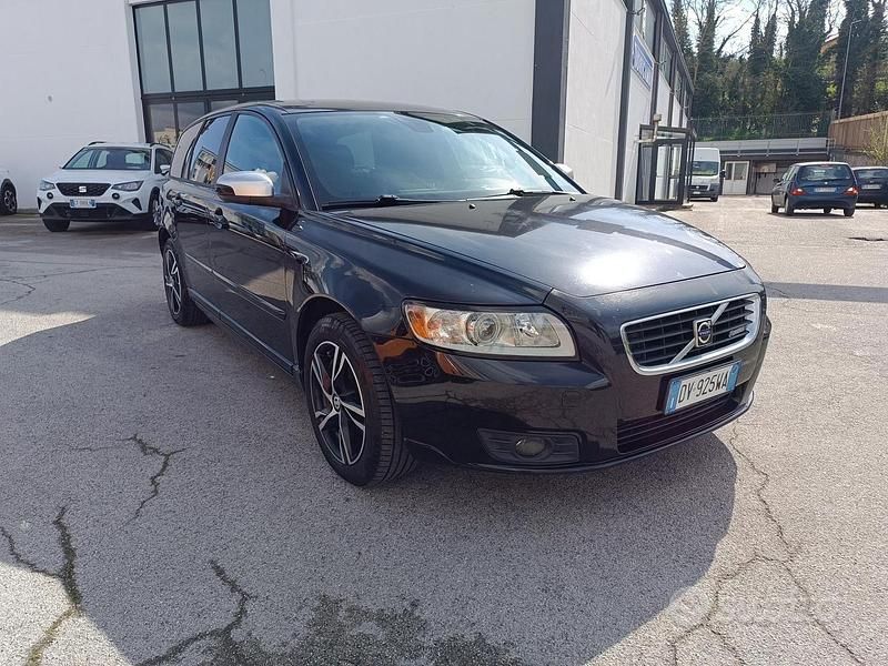 Usata Volvo V50 R-Design 109 CV (80 kW) 2009 Station wagon