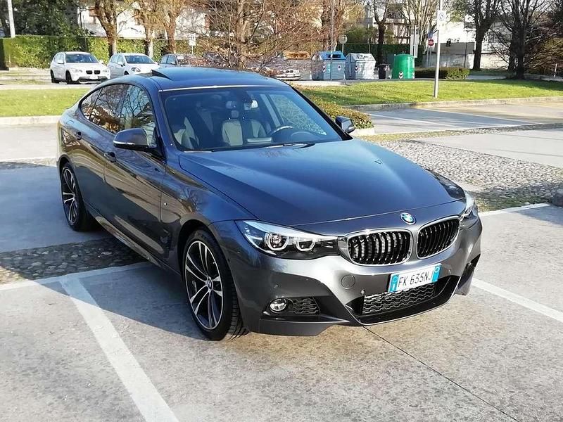 Usata BMW 320 M Sport 190 CV (139 kW) 2019 Grigio Berlina