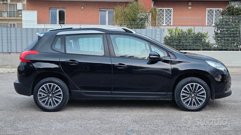 Usata Peugeot 2008 67 CV (49 kW) 2014 Nero SUV