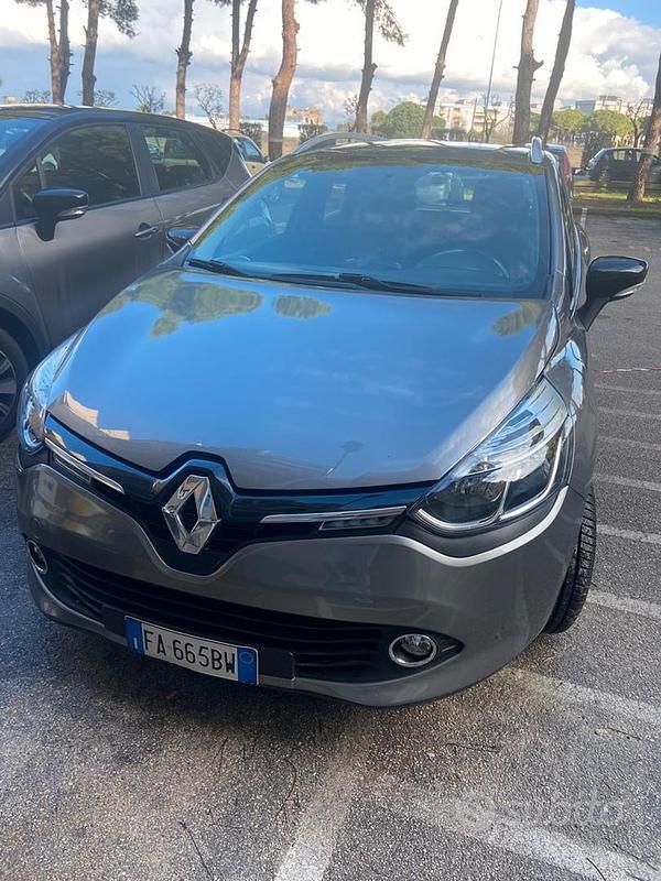 Usata Renault Clio GrandTour 75 CV (55 kW) 2015 Grigio Station wagon