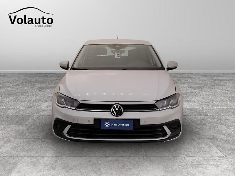 Usata VW Polo Life 90 CV (66 kW) 2023 Beige Berlina