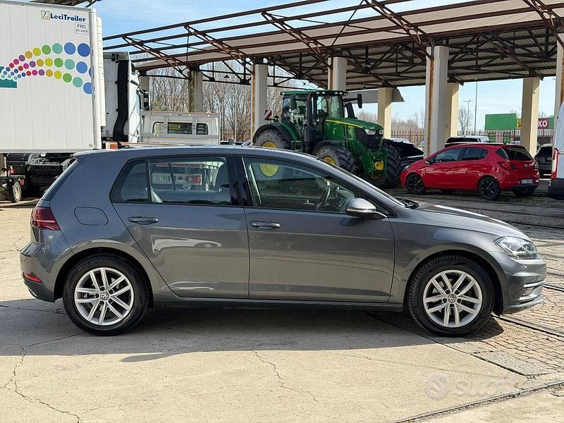 Usata VW Golf VII Business 150 CV (110 kW) 2020 Grigio Berlina