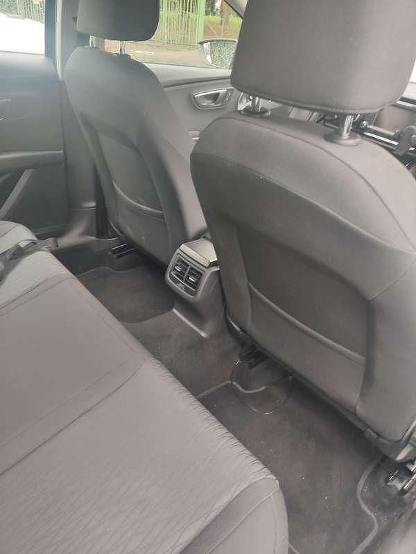 Usata Seat Leon Style 110 CV (80 kW) 2014 Berlina