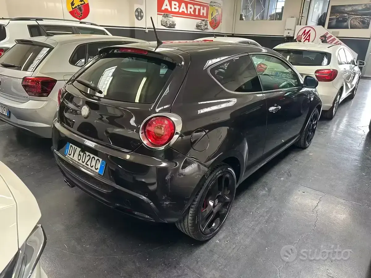 Usata Alfa Romeo MiTo Distinctive 155 CV (114 kW) 2009 Nero Utilitaria