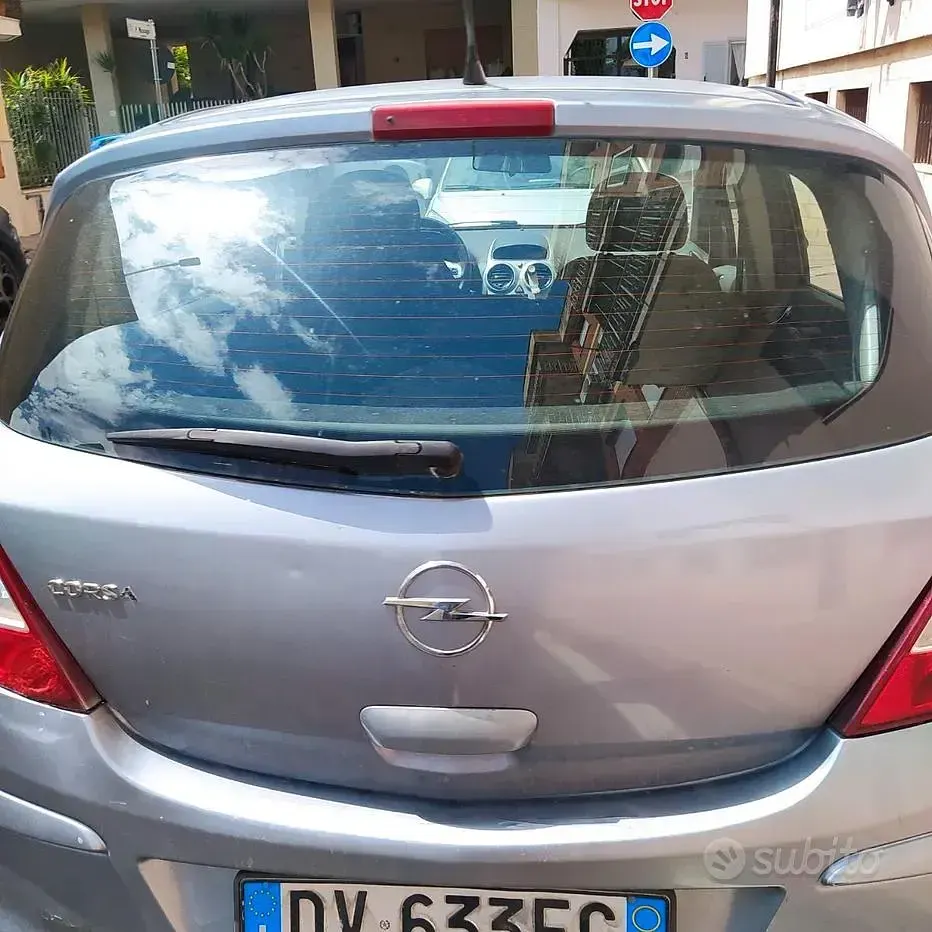 Gebraucht Opel Corsa 80 PS (58 kW) 2009 Grau Kleinwagen