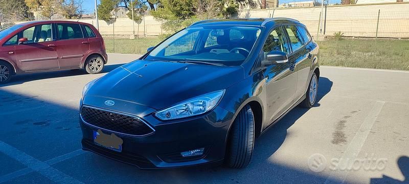 Usata Ford Focus 2018 Grigio Station wagon