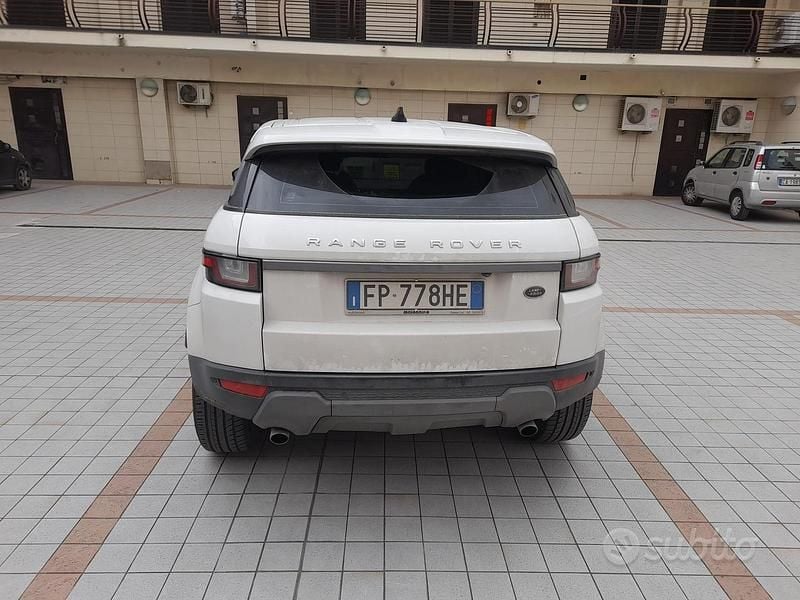 Usata Land Rover Range Rover evoque 150 CV (110 kW) 2018 Bianco SUV