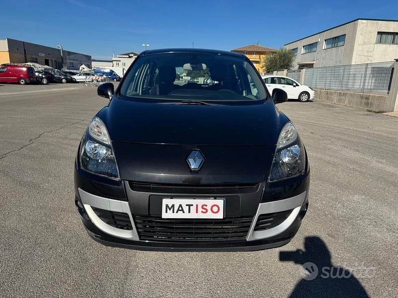 Usata Renault Scénic III Luxe 150 CV (110 kW) 2010 Nero Monovolume