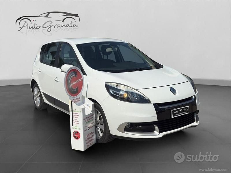Usata Renault Scénic III Bose Edition 110 CV (80 kW) 2013 Bianco Monovolume