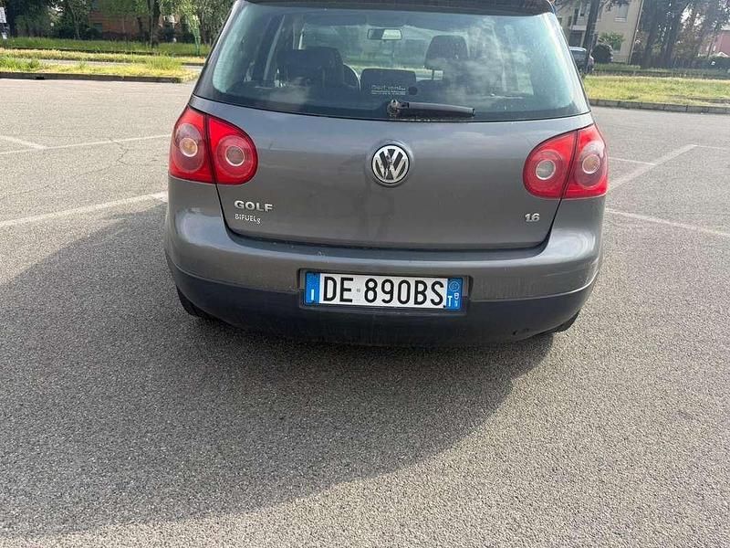 Usata VW Golf V Comfortline 102 CV (75 kW) 2007 Berlina