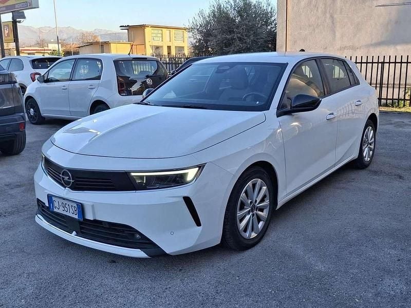 Usata Opel Astra Edition 110 CV (80 kW) 2022 Bianco Berlina