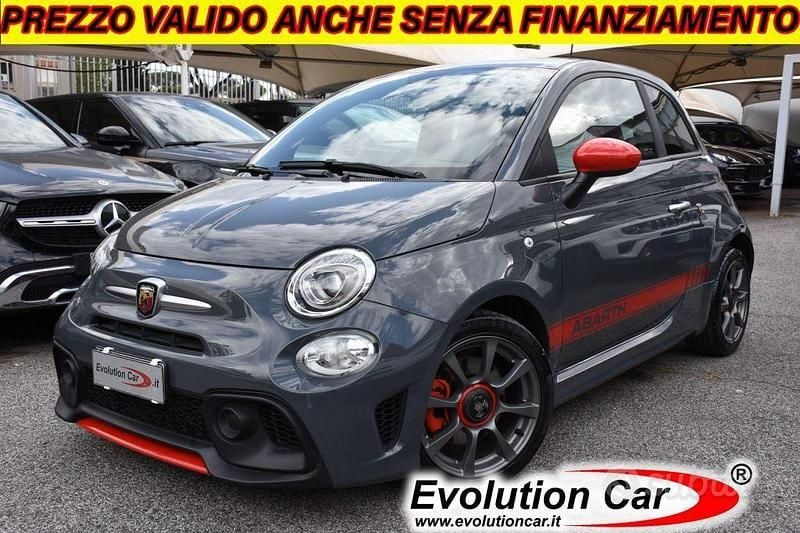 Usata Abarth 595 145 CV (106 kW) 2022 Grigio Utilitaria