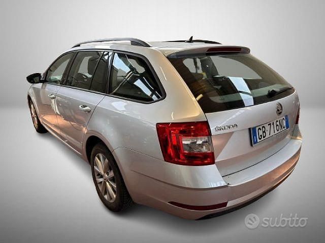 Usata Skoda Octavia G-TEC Style 131 CV (96 kW) 2020 Grigio Station wagon