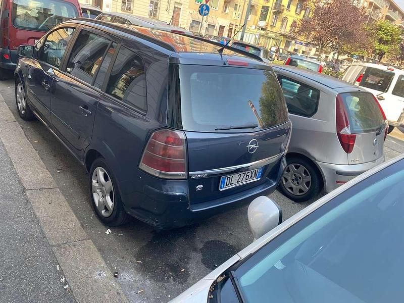Usata Opel Zafira 105 CV (77 kW) 2008 Blu/azzurro Monovolume