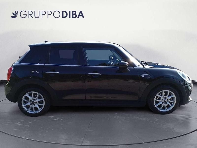 Usata Mini ONE 75 CV (55 kW) 2020 Nero Utilitaria