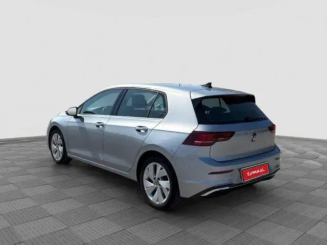 Usata VW Golf VIII Style 150 CV (110 kW) 2025 Dolomite silver Berlina