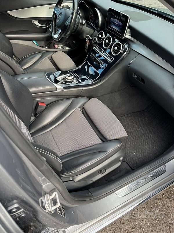 Usata Mercedes C220 2015 Grigio Station wagon