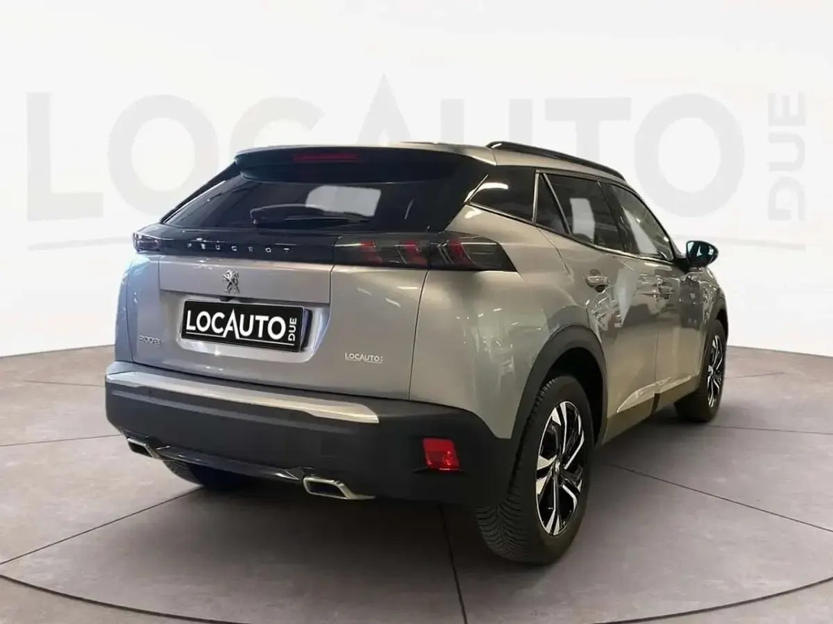 Usata Peugeot 2008 Allure 131 CV (96 kW) 2021 Grigio SUV