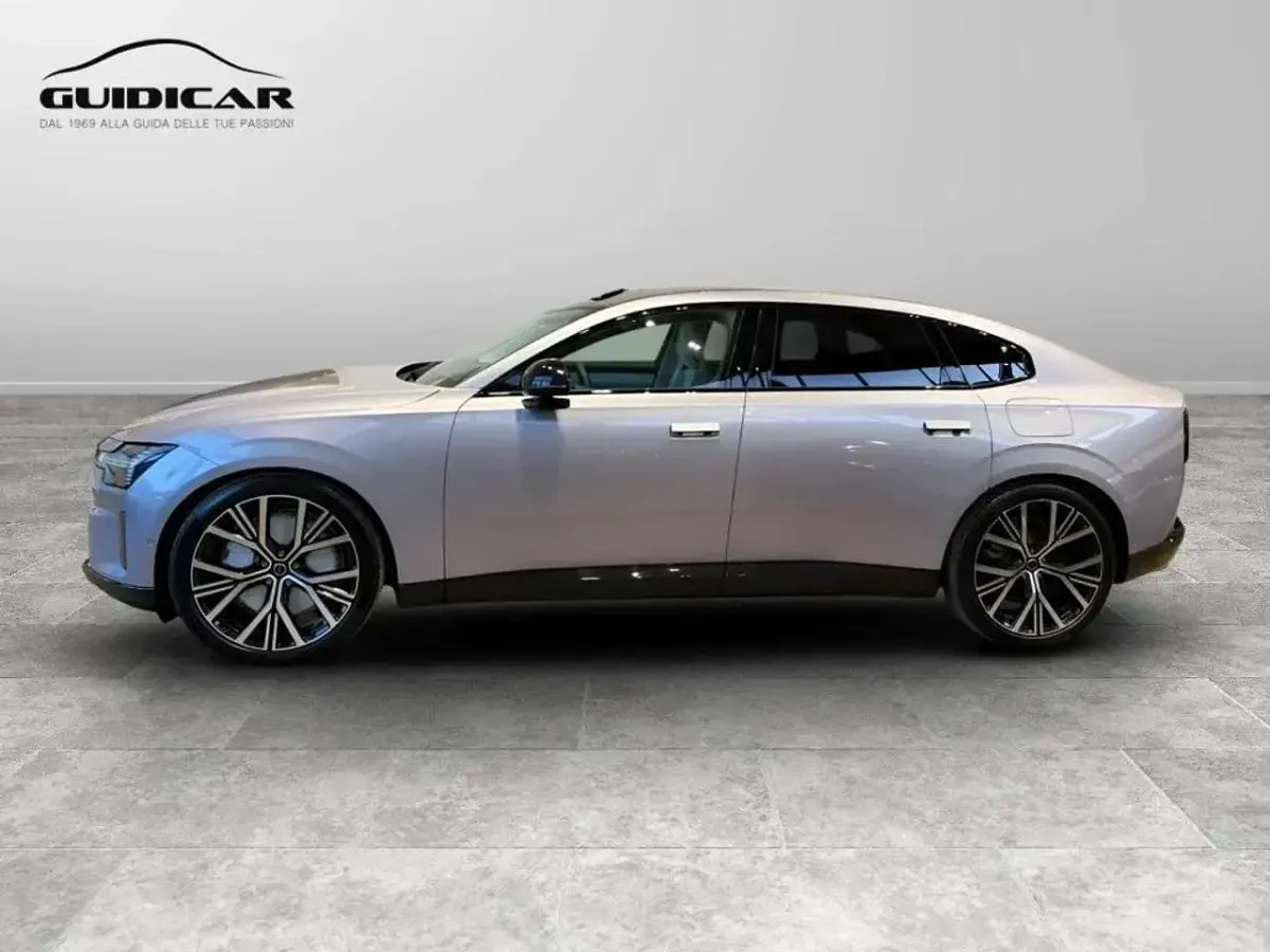 Nuova Volvo ES90 Ultra 244 kW (333 CV) 2026 Aurora silver Berlina
