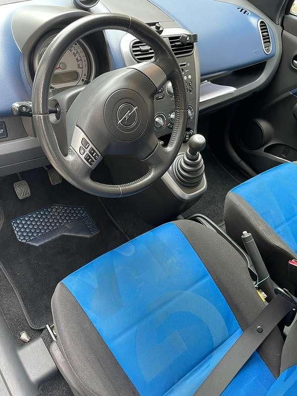 Usata Opel Agila Enjoy 68 CV (50 kW) 2009 Blu/azzurro Utilitaria