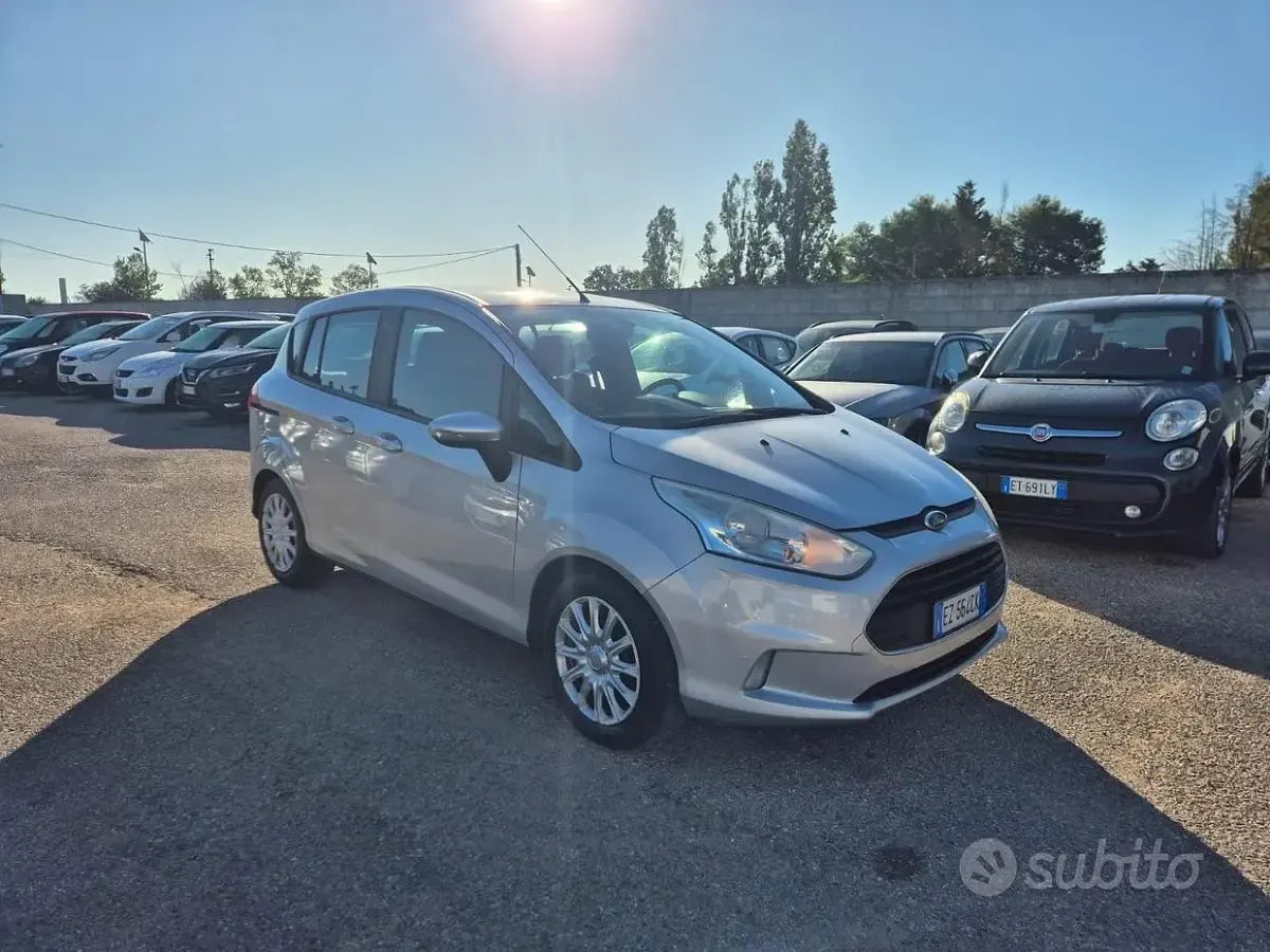 Usata Ford B-MAX 90 CV (66 kW) 2015 Bianco Monovolume