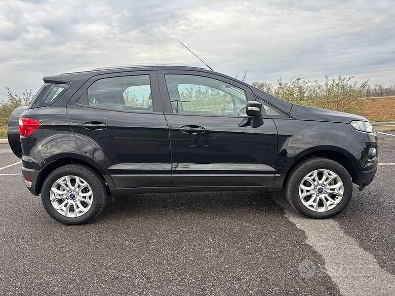 Usata Ford Ecosport 125 CV (91 kW) 2015 Nero SUV