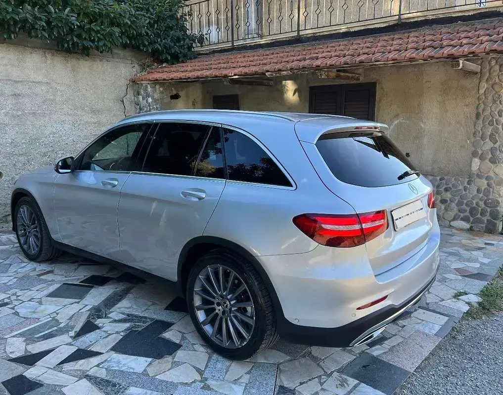 Usata Mercedes GLC220 Premium 170 CV (125 kW) 2017 Argento SUV