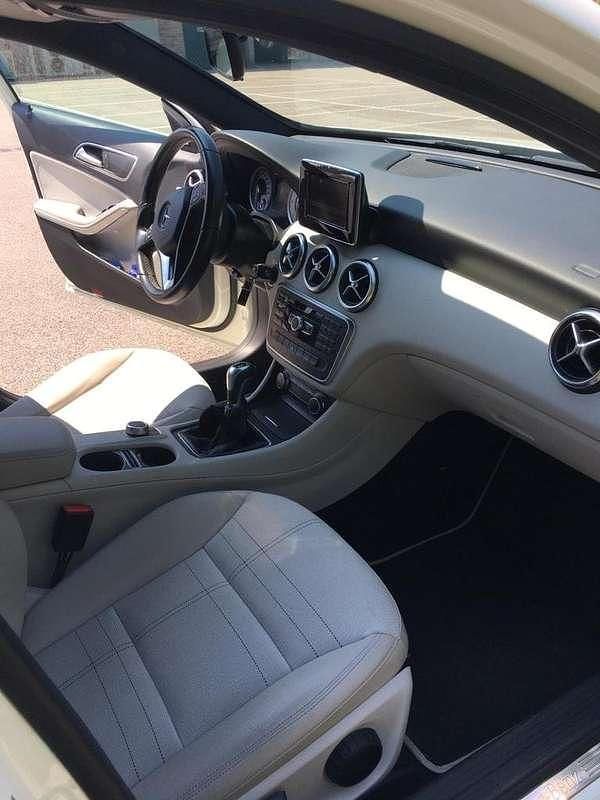Usata Mercedes A180 Executive 109 CV (80 kW) 2014 Berlina