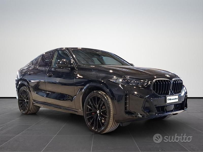 Usata BMW X6 M Sport 298 CV (219 kW) 2024 Nero SUV