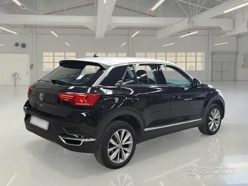Usata VW T-Roc Style 150 CV (110 kW) 2020 Nero SUV