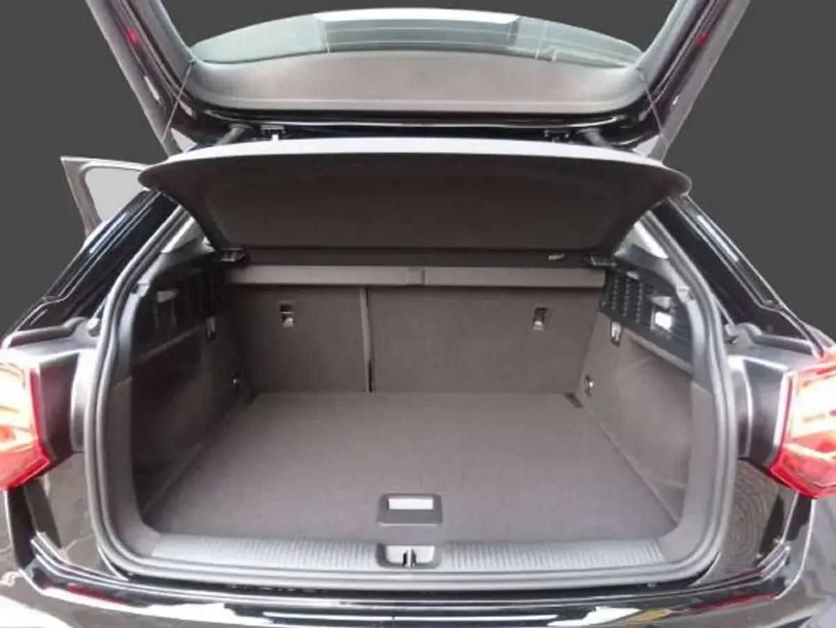 Nuova Audi Q2 S-Line 150 CV (110 kW) 2026 Nero SUV